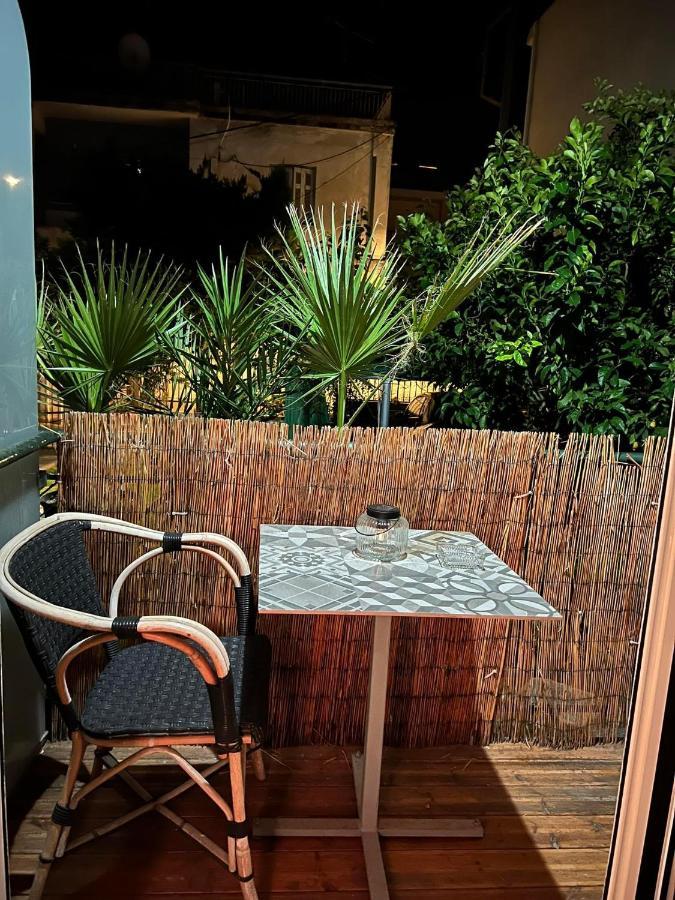Kalamata City Loft Leilighet Eksteriør bilde